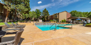 Oak Tree Park Apartments Gallery 23