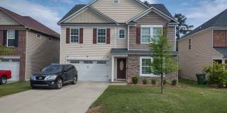 Great Four Bedroom Home in Elgin, SC! Gallery 1