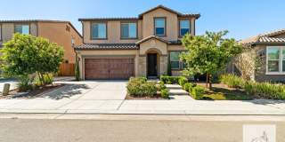 Wonderful 4 Bedroom 3 Bath Home Gallery 1