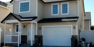 Well-Maintained 4-Bedroom Home with Loft & Fenced Backyard Gallery 1