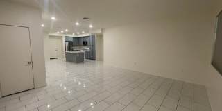 Upgraded & Spacious 4 Bedroom, 3.5 Bathroom Home Gallery 5