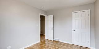 Recently Remodeled 4 bedroom, 2 bath Ranch Style Boulder House Gallery 18