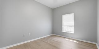 8912 SHINDLER CROSSING Drive Gallery 32