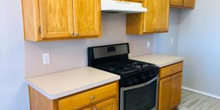 3 bed 2 bath home for rent in Norman near SE 24th and Lindsey, new paint, new flooring, great area! Gallery 8