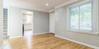 19620 Lyndon Street Gallery 5