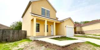*MOVE IN SPECIAL* Spacious 3BR Two-Story Near Lackland AFB with Fenced Backyard Gallery 5