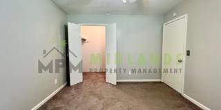 621 Henderson Street Gallery 12