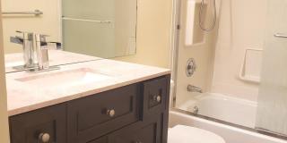 801 SOUTH Street Gallery 15