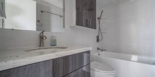 $2500.00 | 2br/1ba Condominium in Lakeview Sands Gallery 20