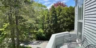 541 Bellevue Avenue Gallery 18