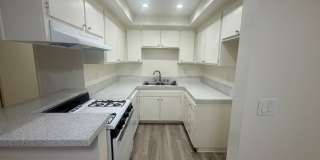 171 Mariposa Apartments Gallery 3