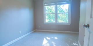 MOVE-IN SPECIAL: Get TWO WEEKS FREE off your first full month’s rent! - Near Methodist University Gallery 16