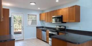 342 Mathews Avenue NE Gallery 8