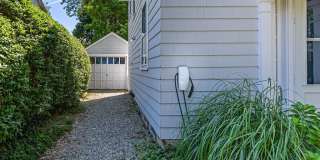 12 Roosevelt Road Gallery 21