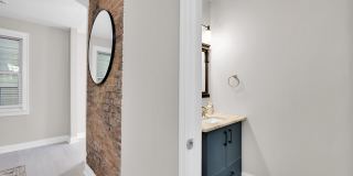 2602 Riverside Drive Gallery 14