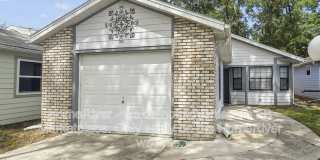 2305 NE 40th Ave Gallery 1