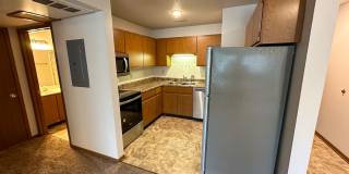 225 Hyland Gallery 40