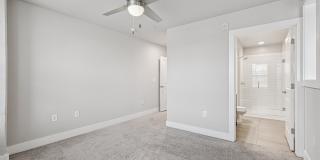 915 Glenwood Apartments at Grant Park Gallery 41