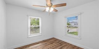 1720 Bagby Avenue Gallery 22