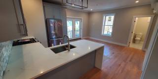 Charming 3 Bedroom- Gallery 9