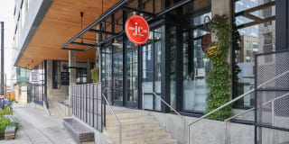 Mark on 8th Gallery 30