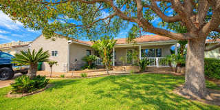 Large 8 Bedroom 4 Bath House Right Next to Campus! Gallery 1