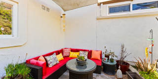 *Limited Move In Special for April Lease Start Date- $750 Off First Month's Rent! *OCEAN VIEWS! Renovated 2 Bed, 2.5 Bath Townhome in San Clemente! Gallery 20