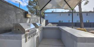 The Valencia Gallery 10