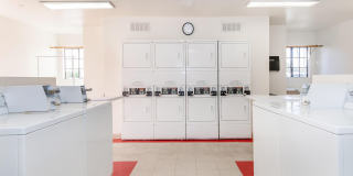 Broadmoor Apartments Gallery 28