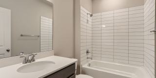 Beautiful 3 Bed 2.5 Bath Townhome with 2 Car Garage in Longmont Beautiful 3 Bed 2.5 Bath Townhome with 2 Car Garage in Longmont Gallery 25