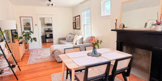 Charming 2 Bed 1 Bath Duplex in West Highlands Gallery 4