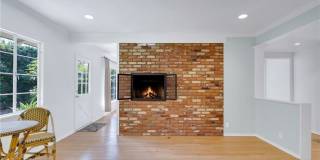 2313 N Baker Gallery 23