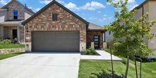 Pre-Leasing: 3-Bedroom Home Available September 1st Gallery 1
