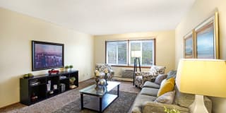 Moonraker Apartments Gallery 4