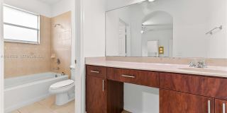 5043 SW 140th Ter Gallery 28