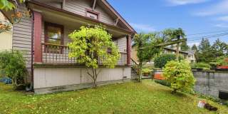2Bd/1Ba Seattle Home Gallery 1