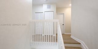 323 NE 208th Ter Gallery 10