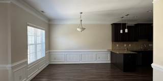 Lovely 3 Bed 2.5 Bath Home with Community Amenities Gallery 5