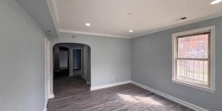 1324 ADAMS Street NE Gallery 3