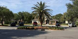 7584 RED CRANE Lane Gallery 2