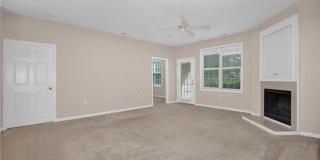 3BD 2Bath Condo Gallery 24