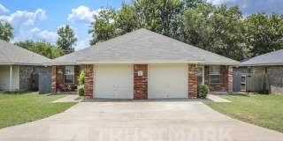 932 B Maplewood Dr Gallery 1