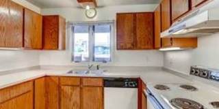 Evergreen Apartments Gallery 10