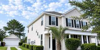Spacious 5 Bed/3.5 Bathroom Home in White Oak Gallery 1