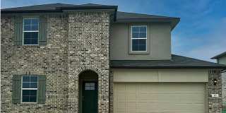 Room in 5 Bedroom Home at Bethpage Dr Gallery 1