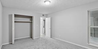 Magnolia at Whitlock Gallery 18