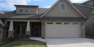 Beautiful 4-Bed, 3-Bath Bungalow in Highly Desirable Farragut! Gallery 1