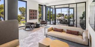 Vivo on Harbor Gallery 28