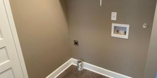 Charming 2 bedroom, 1 bathroom duplex Gallery 11