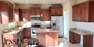 Red Mountain Vista Town Home-$500 Move-in Special Gallery 11